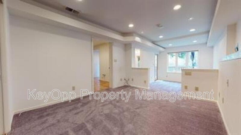 San Francisco House: 450 28th Avenue