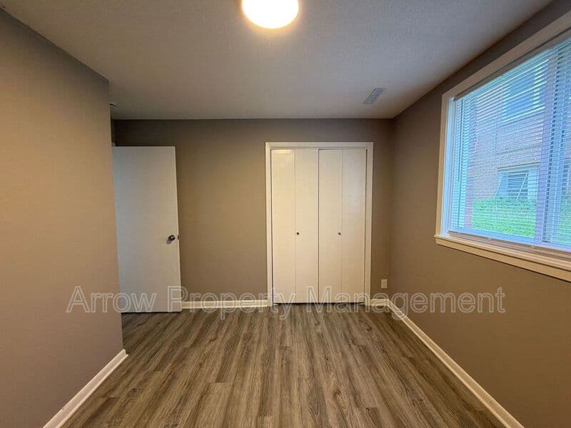 Lincoln House: 1027 A St
