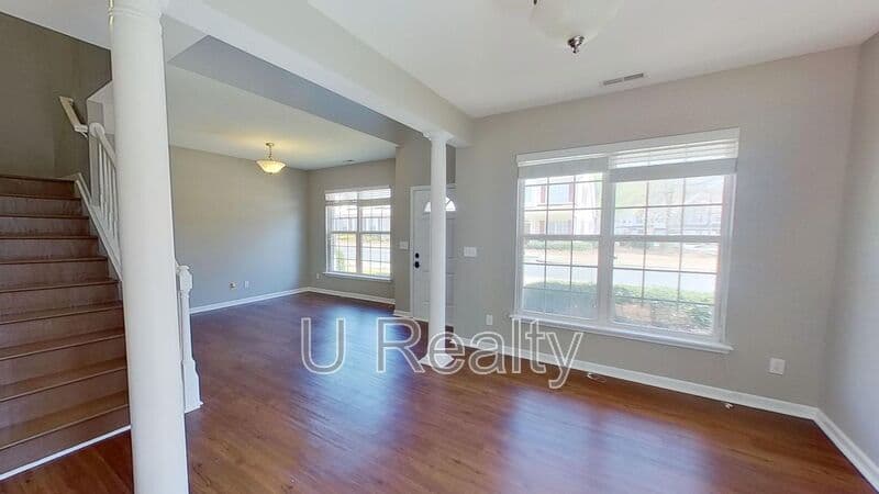Charlotte Townhome: 10730 Yellow Tail Ct