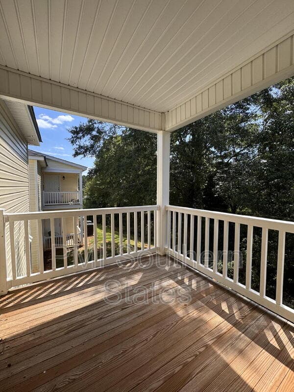 Easley Condo: 200 Walnut Hill Dr