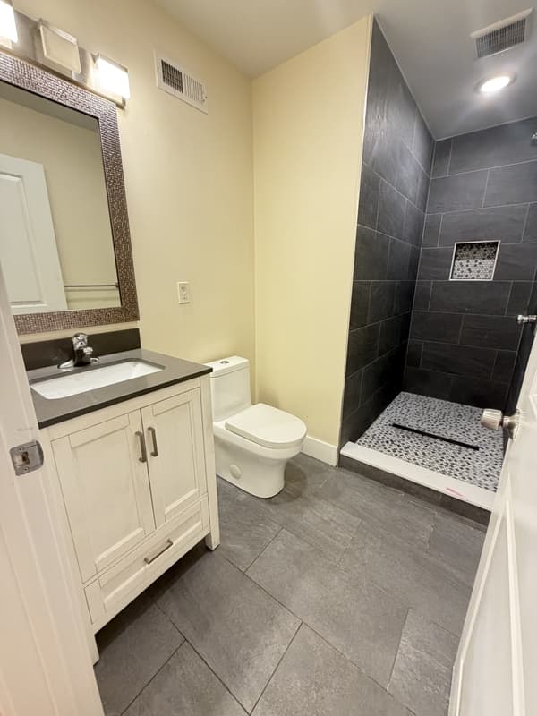 PHILADELPHIA Condo: 915 n 19th street - 1