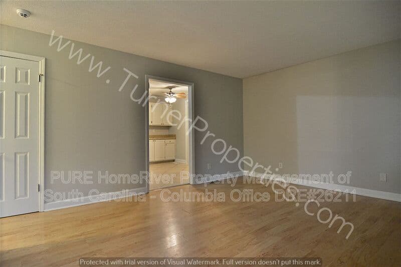 Hopkins House: 112 Harmon Hill Ct