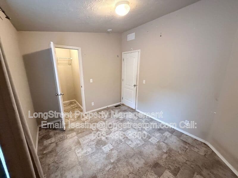 Philomath House: 209 N 9th St