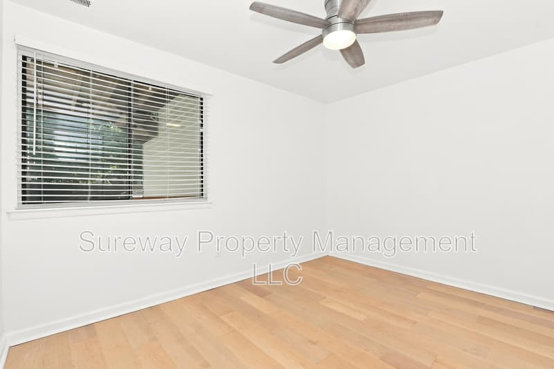 Cherry Hill Condo: 502 Barclay Walk
