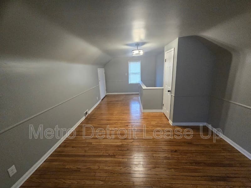 Detroit House: 16433 Manning Street