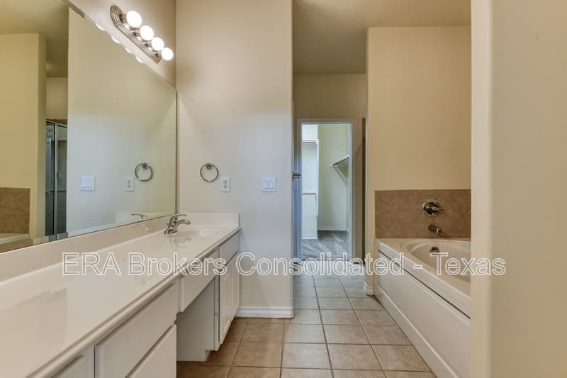 San Antonio Townhome: 22209 Sausalito Court