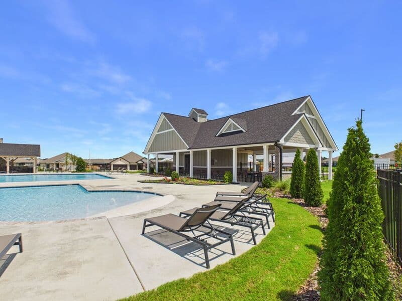 Huntsville House: 127 Wolfe Lane