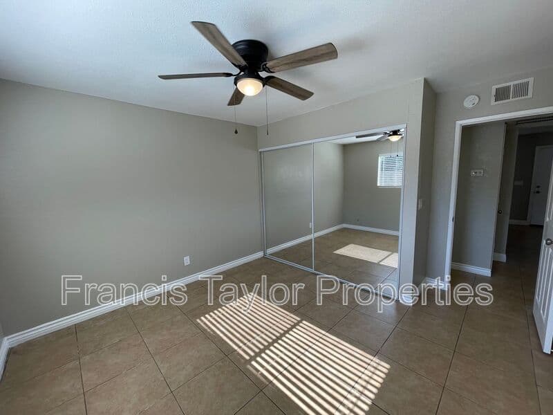 Oceanside House: 145 Francesca Drive