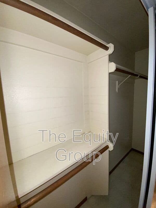 Visalia House: 1348 East Ferguson Court