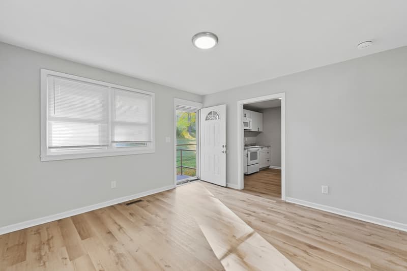 Oak Ridge Condo: 295 South Benedict Avenue
