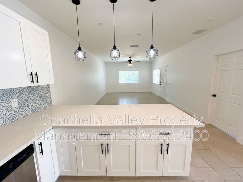 Cathedral City House: 29710 Landau Blvd