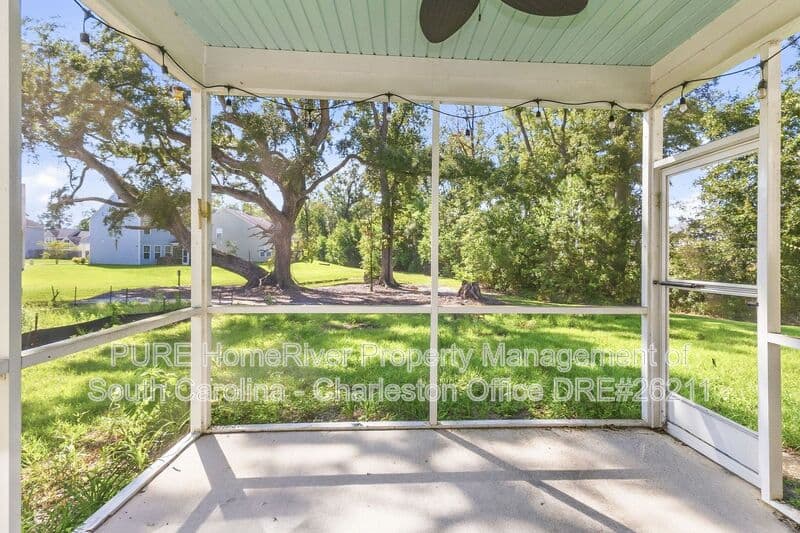 Moncks Corner House: 253 Catawba Branch Way