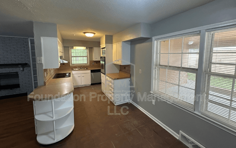 Memphis House: 2064 Wellons Avenue