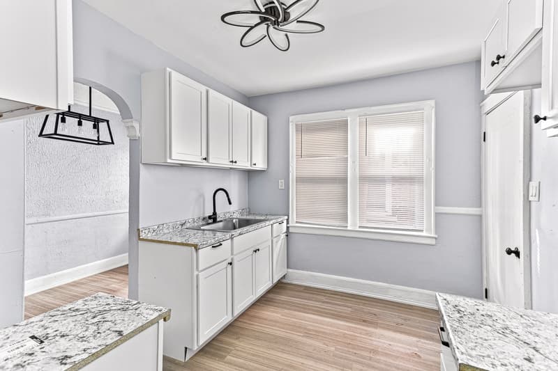 Detroit Condo: 3239 Fullerton Avenue - 1 Lower