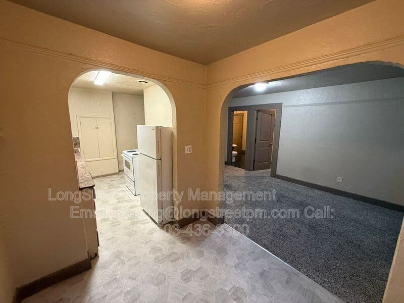 Albany Condo: 417 SE Lyon St