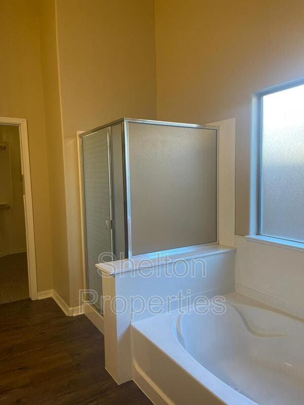 Buckeye House: 25652 W Magnolia St