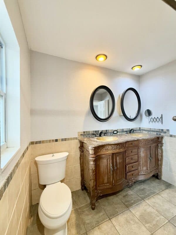 St. Petersburg House: 6943 Buhrley Terrace North