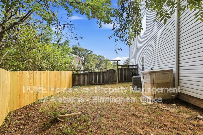 Alabaster House: 206 Park Village Circle