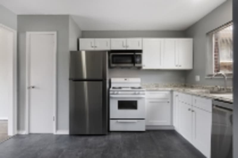 Kansas City Condo: 423 W 87th Pl