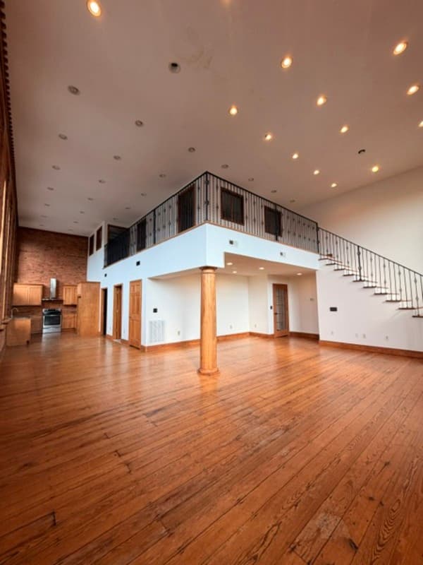 Prosperity Condo: 106 Grace Street - 1