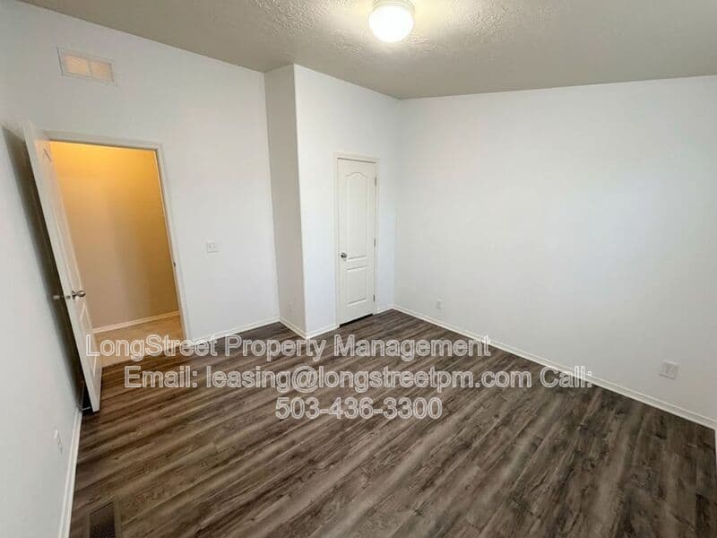 Philomath House: 209 N 9th St