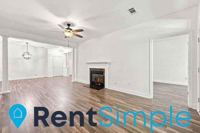 Gainesville Condo: 13890 Chelmsford Drive