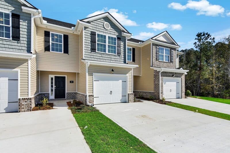 Richmond Hill House: 39 Coleman Court