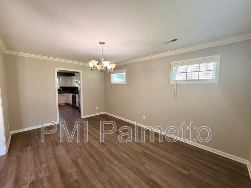 Chapin House: 226 Elsoma Dr