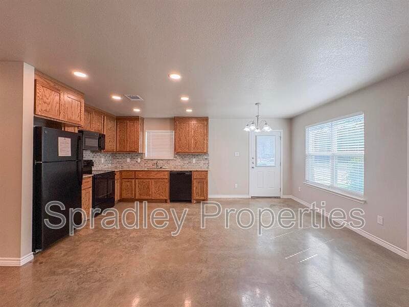 Nolanville Townhome: 502B N 3rd St