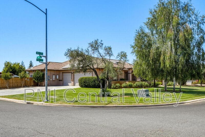 City of Atwater House: 1761 KT Avenue