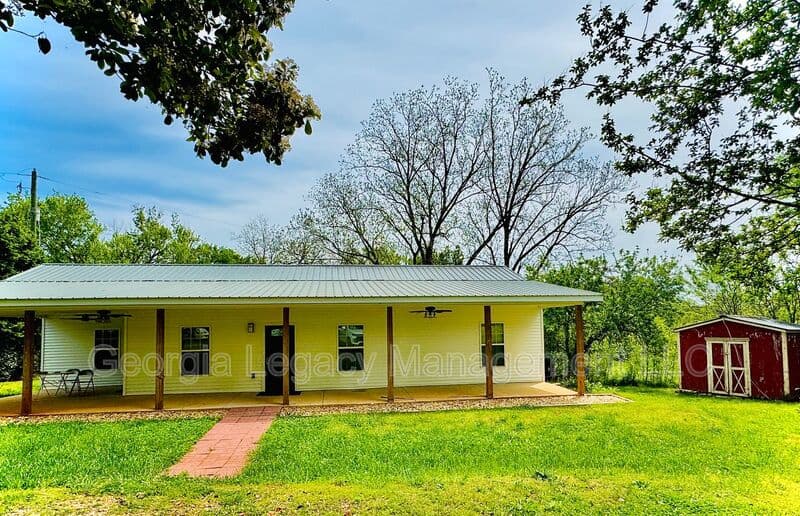 Jefferson House: 724 Brockton Road