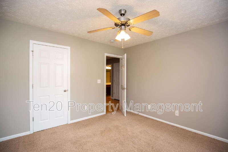 Phenix City House: 6 Woodmere Ct
