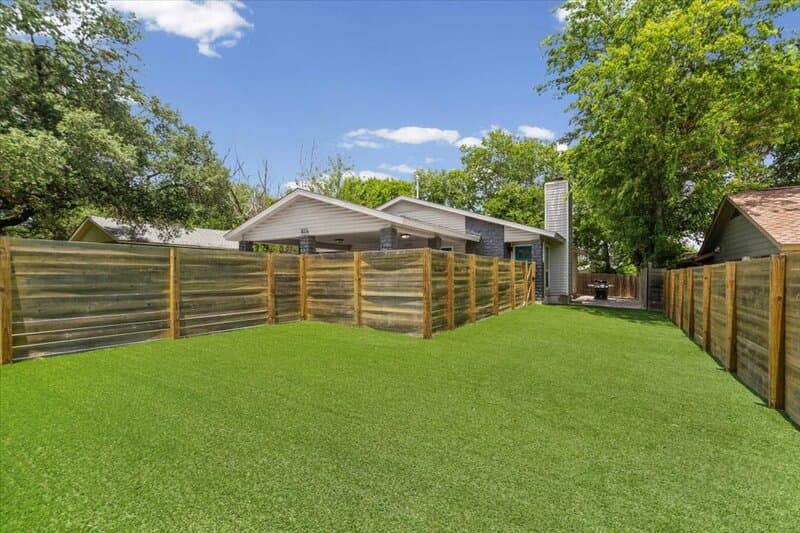 Austin Condo: 826 King Albert Street - B