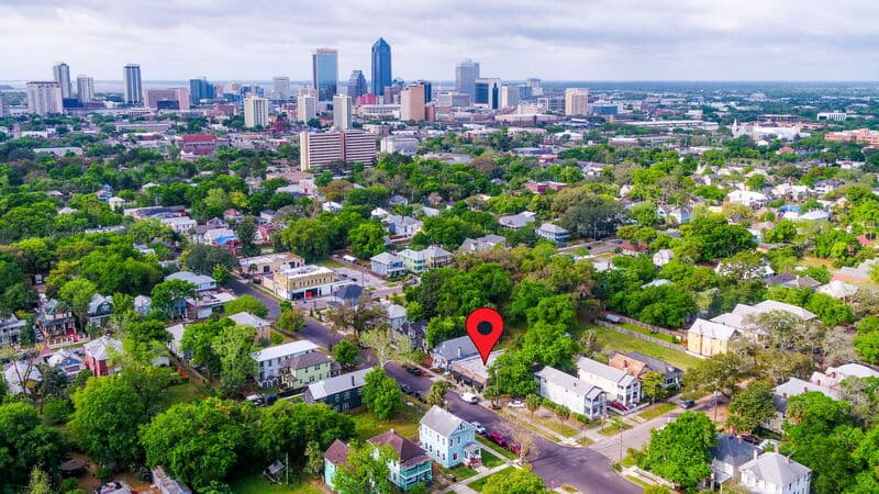 Jacksonville House: 1334 Walnut Street - 1