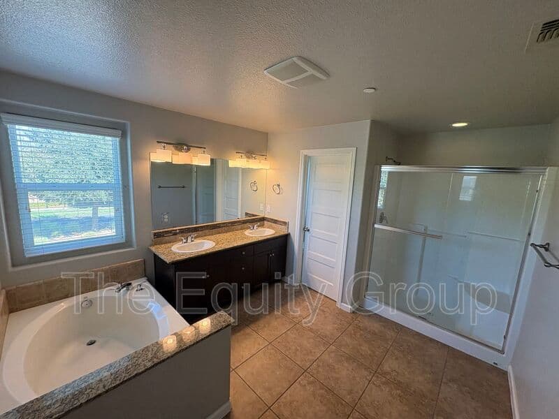 Clovis House: 3461 Alcove Way
