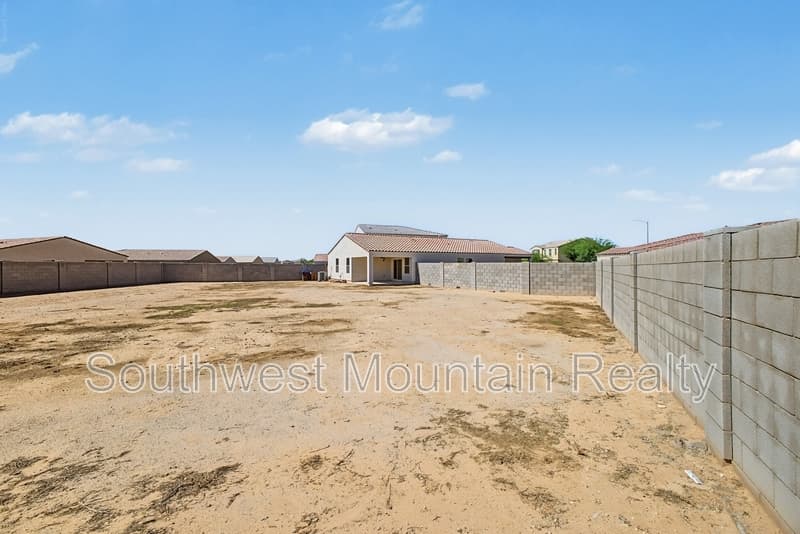 Coolidge House: 1333 W Pima Avenue