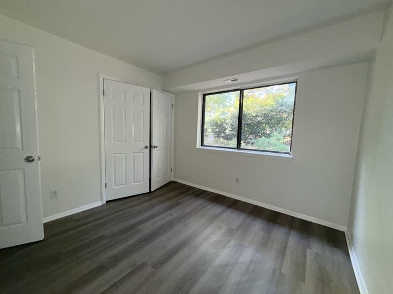 Raleigh Condo: 1004 SANDLIN PL