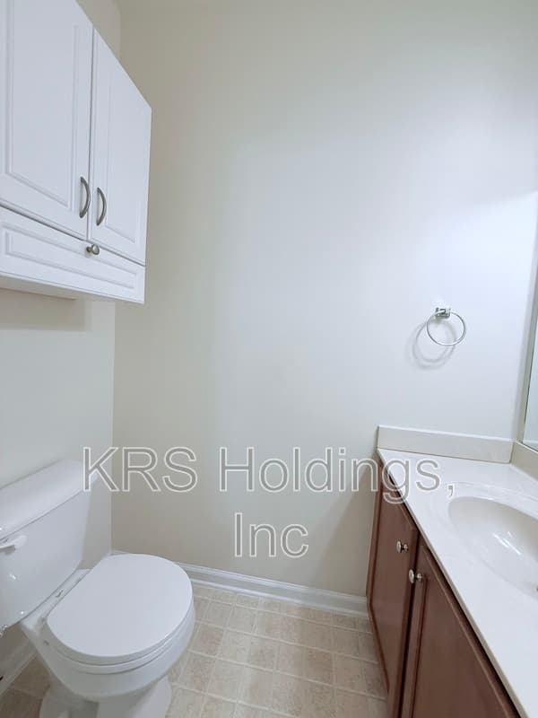 Fuquay Varina House: 232 N Honey Springs Avenue