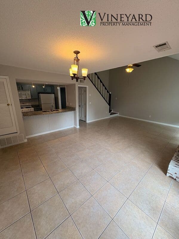 Kennesaw Townhome: 6085 Sand Wedge Circle NW