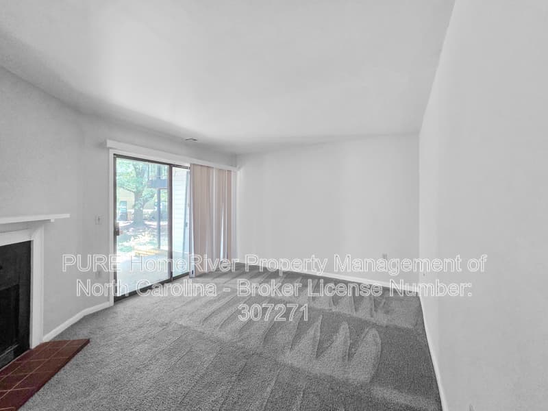 Charlotte Condo: 4801 Spring Lake Dr