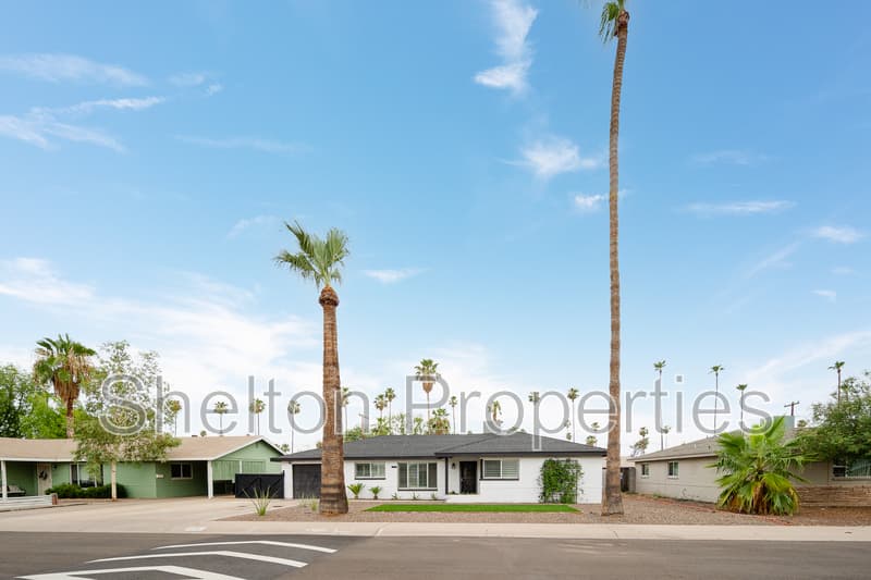 Phoenix House: 1731 W Highland Ave