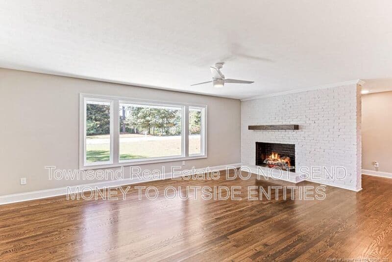 Fayetteville House: 315 Westview Dr.