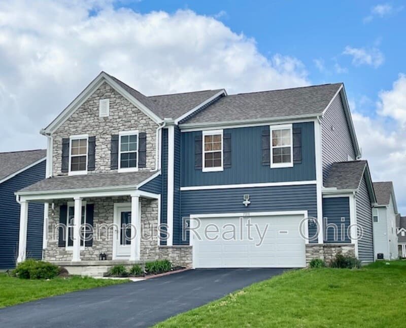 Sunbury House: 7311 Blackwell Dr