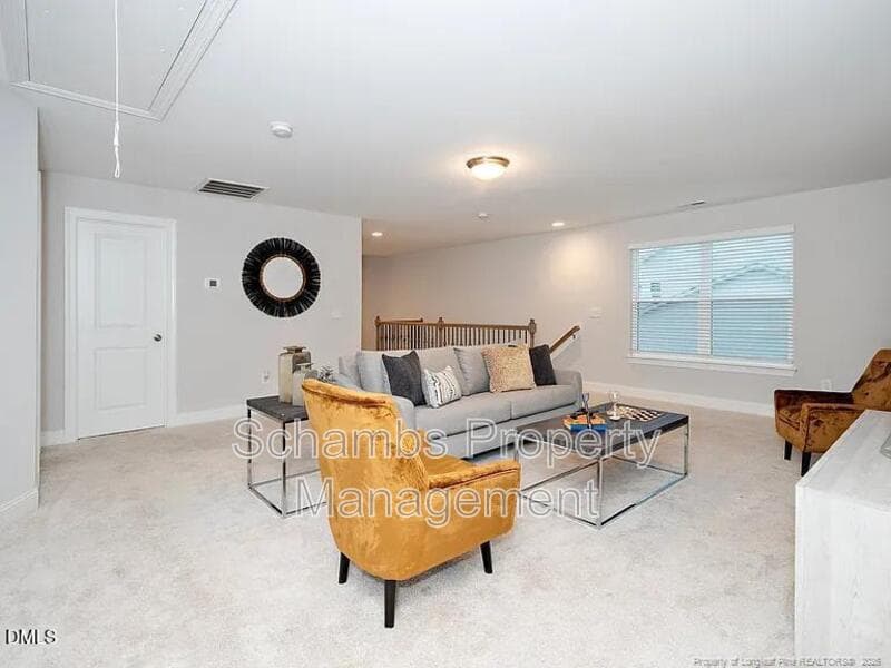Fuquay Varina House: 1425 Queen Trigger Dr