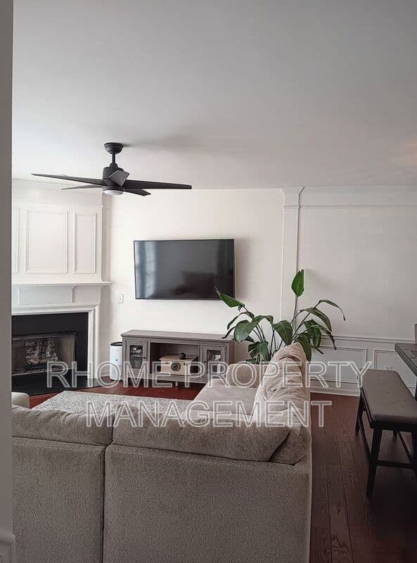 Atlanta House: 4859 Payson Terrace SE
