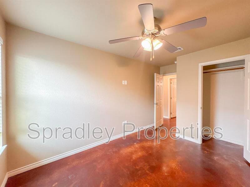 Belton Condo: 1009B Llano Ct