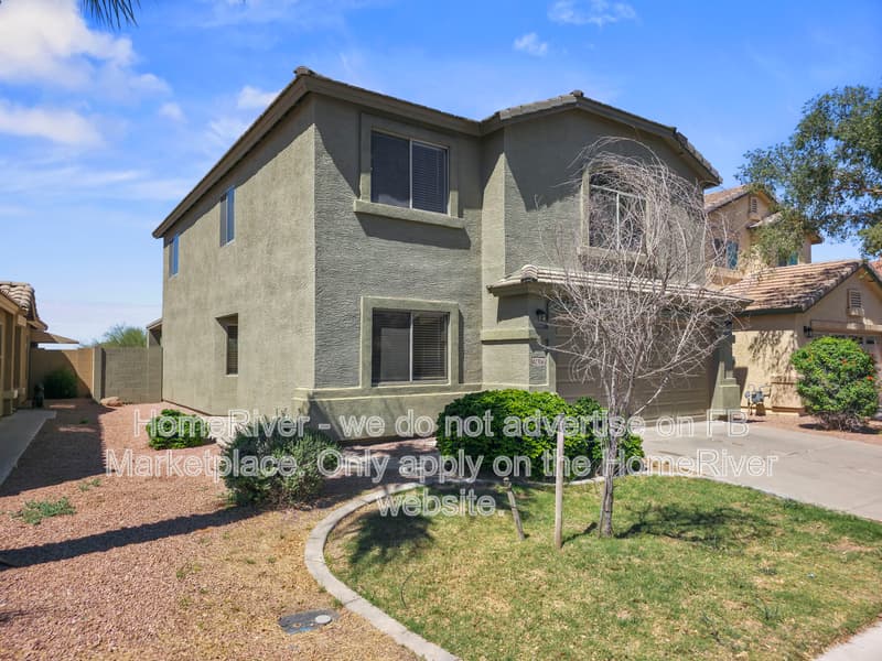 Maricopa House: 42706 W Hillman Dr