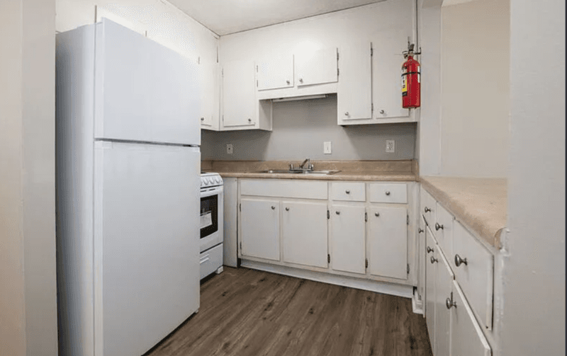 Birmingham House: 1906 18th Place North