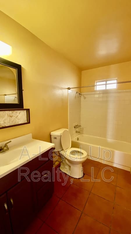 Tucson House: 1101 East 32nd Street