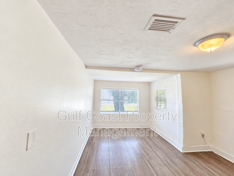 Bradenton Condo: 2127 13th Street West